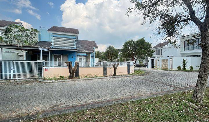 Rumah Hoek Cluster Platinum Dijual Murah Sangat Luas  1