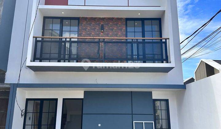 Jual Rumah di Cipayung Jakarta Timur 2 Lantai 10 Menit St. Lrt Ciracas 1