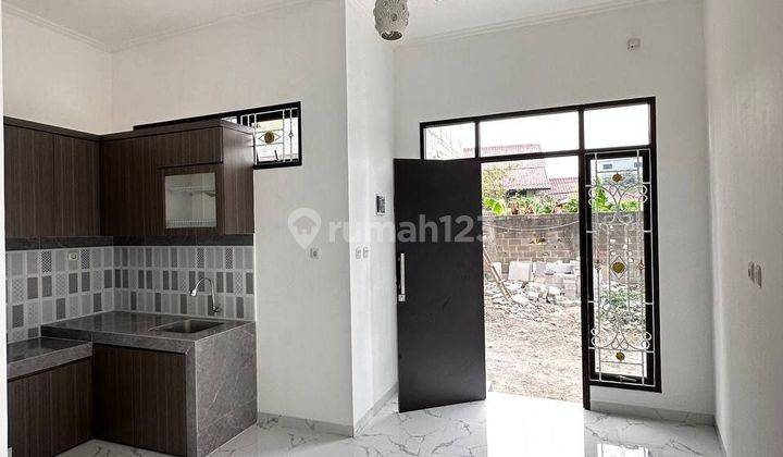 Rumah Dijual di Utan Kayu Utara Jakarta Timur 2 Km Pasar Pramuka 2