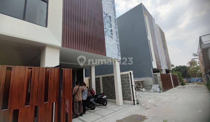 Rumah Kosan Dijual di Beji,depok 300 Meter Dari Kampus Ui Depok  1