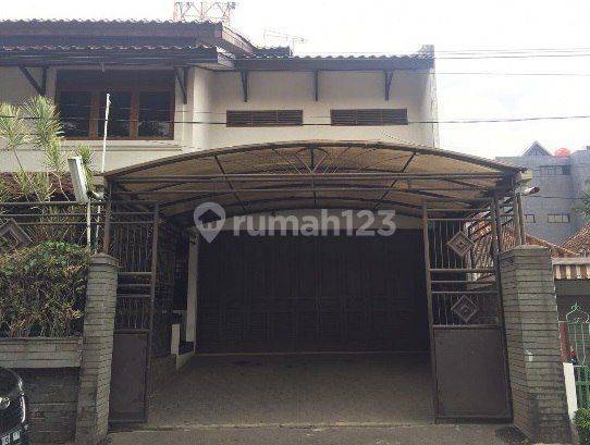 Rumah murah lokasi strategis dekat jl Riau 1