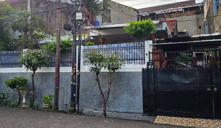 Rumah murah dan nyaman di bendi jakarta selatan, Kebayoran lama 1