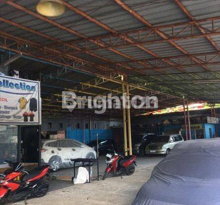 Ruang usaha Bengkel mobil dan tempat cuci mobil dikawasan Alam Sutera 1