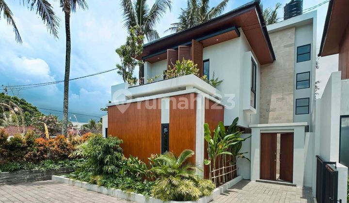 Rumah Cozy 3 Lantai Dengan 3 Kamar Mandi Di Gianyar Bali 1