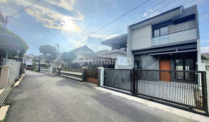 Rumah Baru 2 Lantai SHM Minimalis Modern Sayap Buahbatu 2