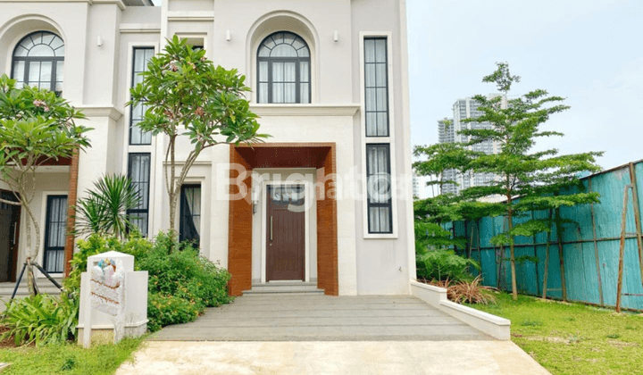 Rumah Mewah Cantik Full Furnished di Alam Sutera 1