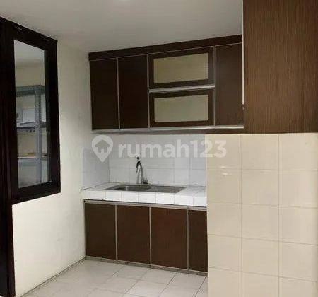 Rumah di Citra Garden 7 3 Lantai SHM Bagus Barat Daya 2