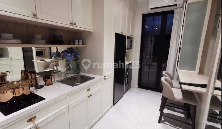 Rumah Luxury Living 3lt Uk 5x11m Sebelah Kota Jakarta Barat  2