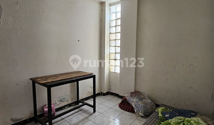 Shop house on Rajawali East main road, strategic location, bustling area, Bandung city. 2