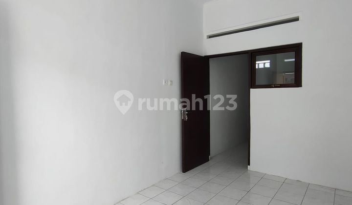 Rumah Tki 1 Taman Kopo Indah Kota Bandung 2