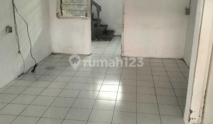 Ready-to-Occupy House in Tki 1 Taman Kopo Indah, Bandung City 2