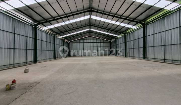 Ready-to-Use Clean Warehouse Near Kopo Toll, Bandung City.