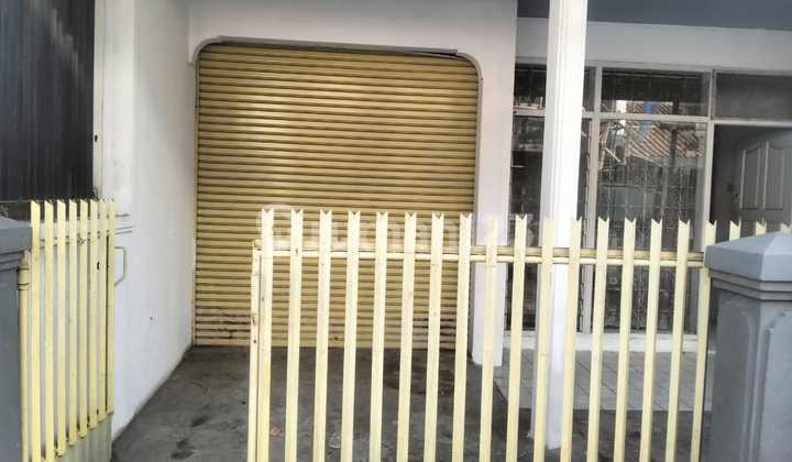 Ready-to-Occupy House in Tki 1 Taman Kopo Indah, Bandung City