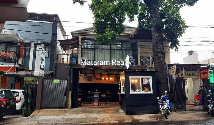 Rumah 2 Lantai di Main Road, Sayap Jalan Cipaganti Sukajadi 1