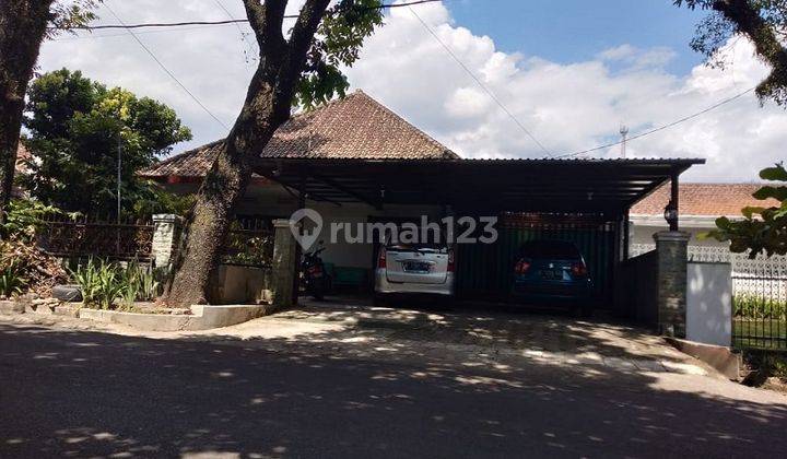 Rumah Bangunan Kolonial Terawat, Lokasi Premium Sayap Jalan Riau 2