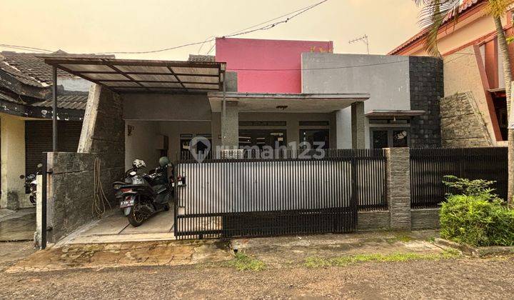 Rumah 1 Lantai Sngat Bagus, Furnished, Komplek Sanggar Hurip 1