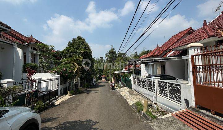 Rumah Sangat Bagus Siap Huni di Komplek Pondok Hijau Bandung 2