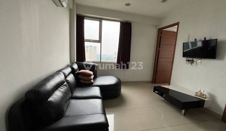 Apartemen Dago Suites 2 Bed Room, Sangat Bagus, Furnished, Hoek 1