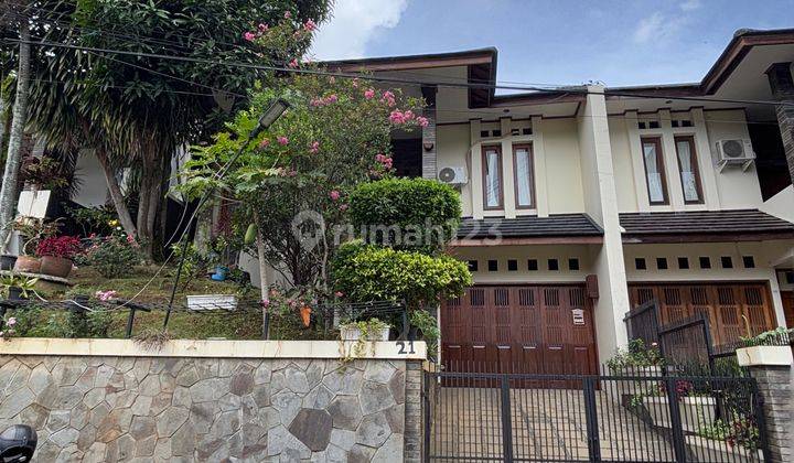 Rumah Lux 2,5 Lantai Full Furnished, Komplek Setra Indah Sukajadi 2