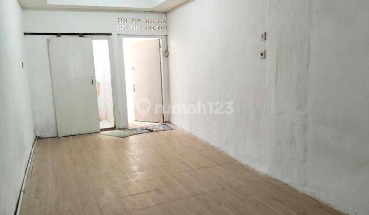 Paviliun, Ruang Usaha 60m2, Sayap Jalan Riau, Bagus Buat Usaha 2