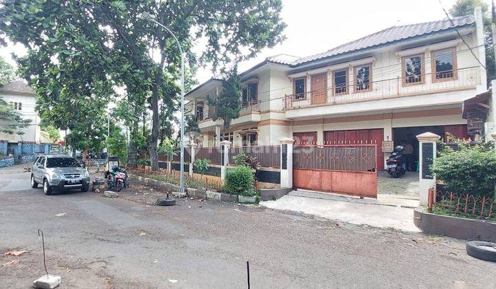 Rumah 2 Lantai Bagus Untuk Kantor Dan Usaha, Sayap Jalan Surapati 2