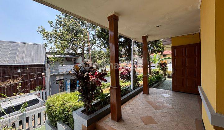 Rumah 1 Lantai Full Furnished, Hoek di Jalan Taman Sari, Dago 2