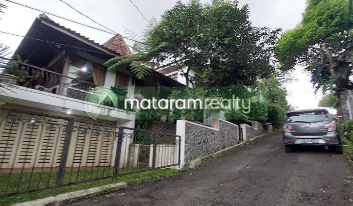 Rumah Etnik 1 Lantai, Semi Joglo, Siap Huni di Cigadung 2