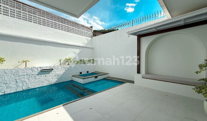 Dijual Rumah Sentul City Full Furnish Kolam Renang 2