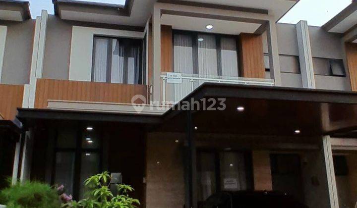 Rumah Mewah bagus Furnish di Kota Wisata Cibubur 1