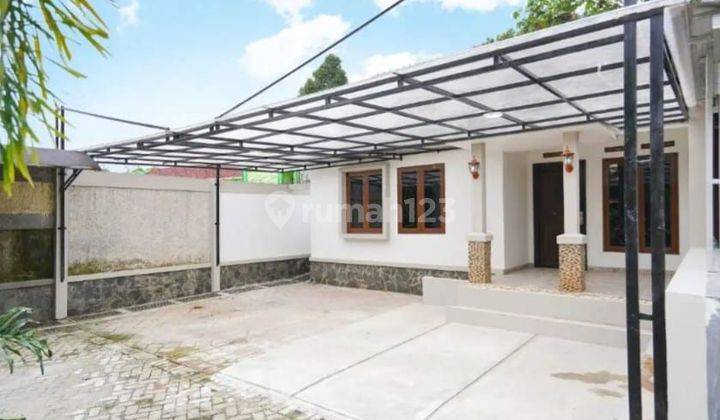 Rumah di jagakarsa Siap Huni  2