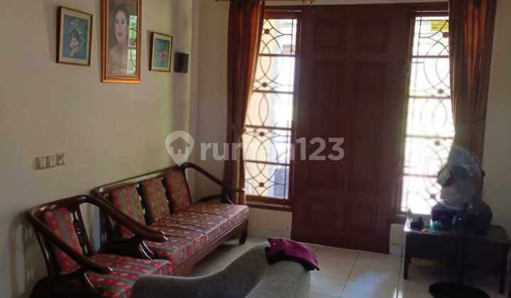 For Sale House Hook Legendary Tourist 2