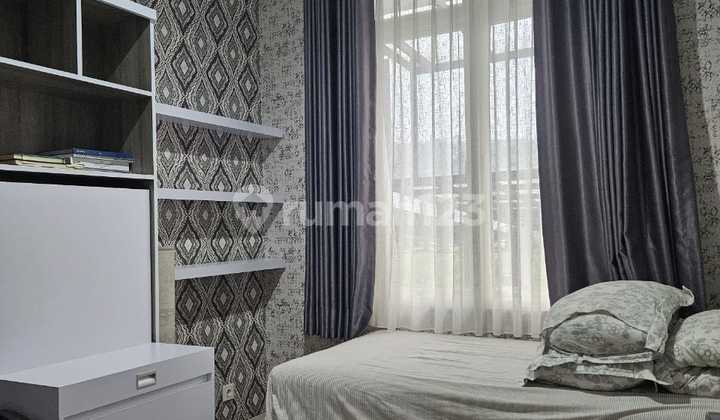 Rumah Mewah & Asri, 2 Lantai Plus Rooftop di Sentul City - SHM 2