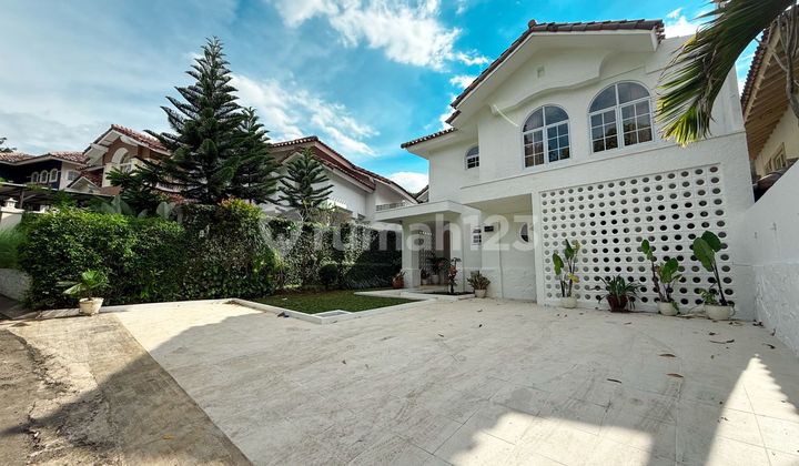 For Sale Sentul City House Fully Furnished Swimming Pool