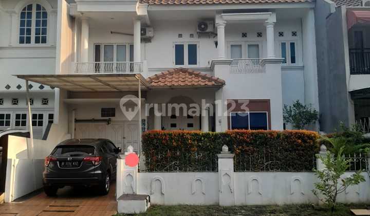 Modern 2-Storey House in a Strategic Location at Citragran Cibubur - SHM Modern 2-Storey House in a Strategic Location at Citragran Cibubur - SHM