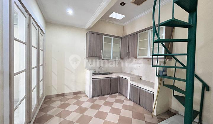 Rumah Siap Huni di Raffles Hills Cibubur 2