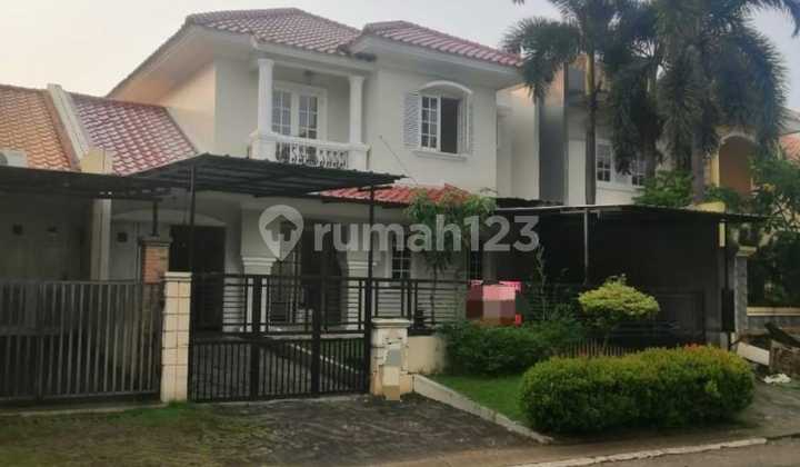 Rumah Di Boulevard Utama Di Legenda Wisata Cibubur