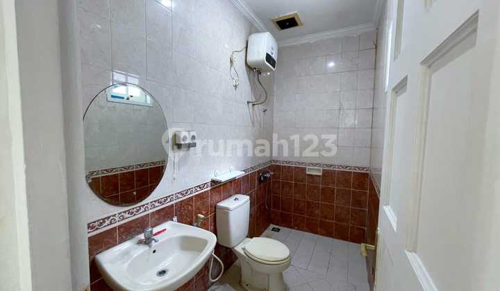 Rumah Rapih Siap Huni di Kota Wisata Cibubur 2