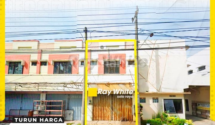 For Sale: Wirun Mojolaban Shop House 1