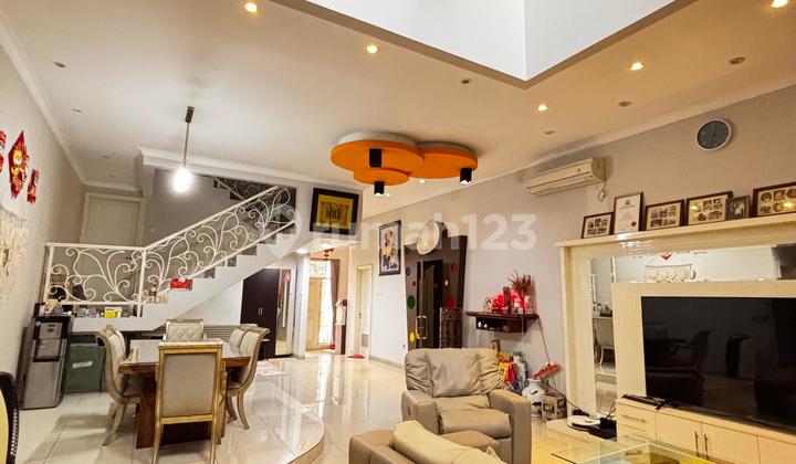 Rarely Available House Like This, Kenari Cluster 12X25 2.5 Floors PIK, North Jakarta