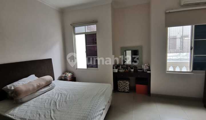 Rumah 2 Lantai 12x25 Bagus Florence Pik Row Jalan Besar, Bagus Rapi Bisa Kpr, Jakut 2