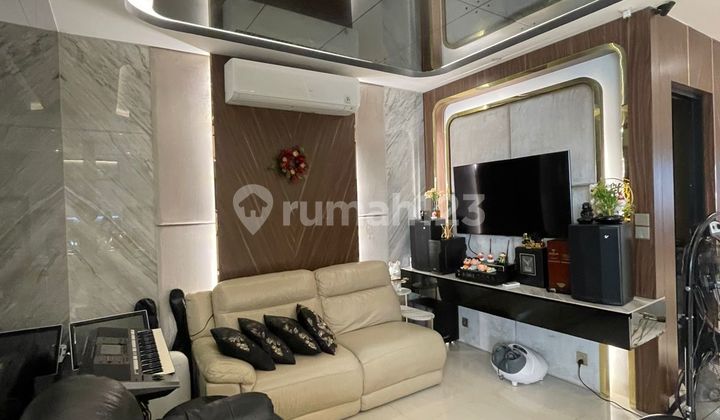 Rumah PIK Cluster Bahtera 8x23m 2Lt, Full Furnish, Hadap Timur