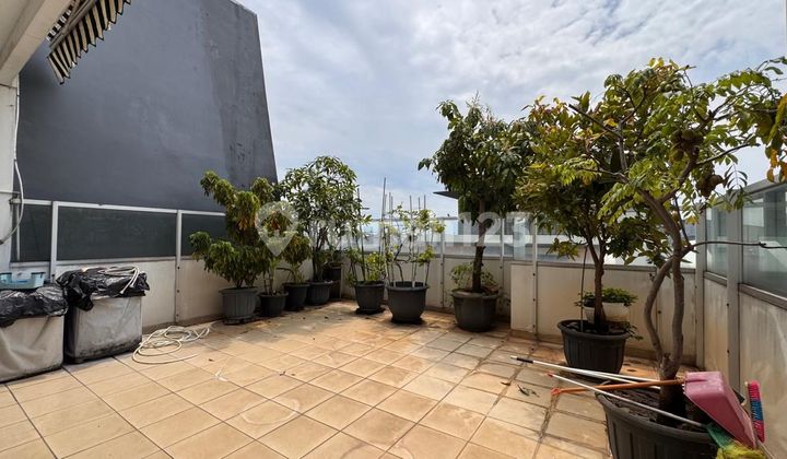 Pluit Kencana House 163m2, 3.5 Floors Fully Furnished, Freehold Title 2