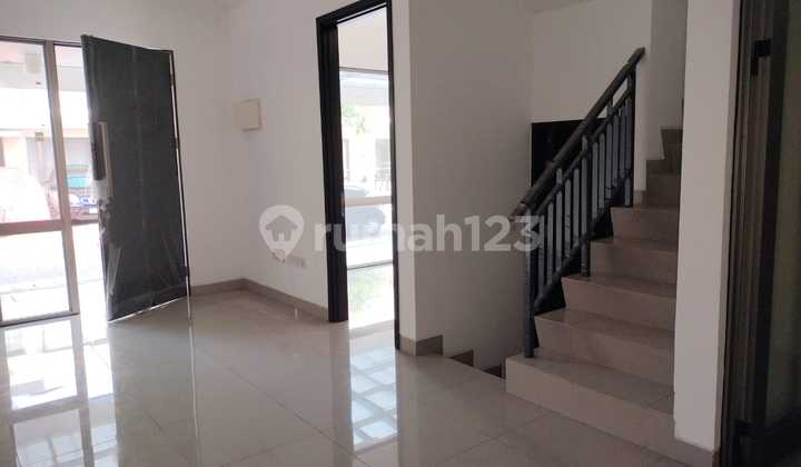 Rumah 6x12,5m 2lt PIK2 Boulevard, Sudah Sertifikat 2