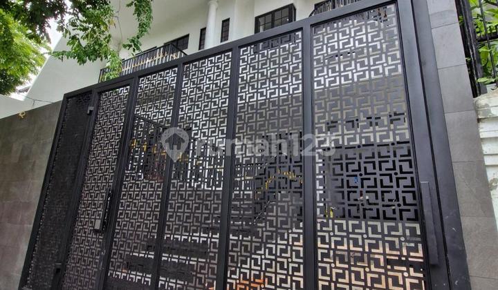 Rumah mewah tomang 313m2 3lt, dekat Central Park, Grogol, Jakbar 2