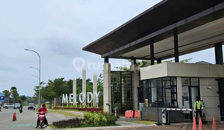 Golf Island cluster Melody View lake, east-facing