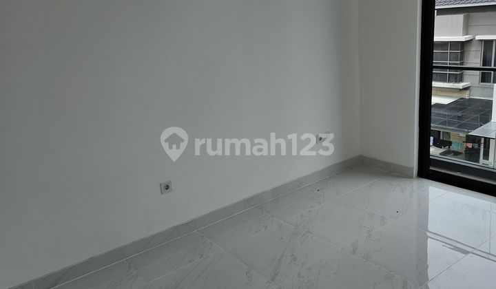 Bisa KPR, Brand New 5X15 Rumah Golf Island 3Lantai Bisa KPR, Brand New 5X15 Rumah Golf Island 3Lantai