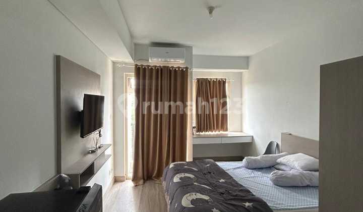 Ayodhya Apartment, 5th Floor, Studio, Cikokol, Tangerang.