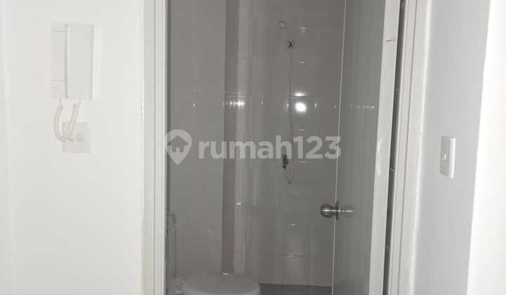 For Sale Cheap Ayodhya Residence 2BR Unfurnished Apartment in Tangerang ready to occupy