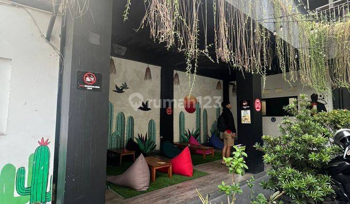 Rumah Dijadikan Cafe Di Jl. Swasembada Timur Tj Priok 2