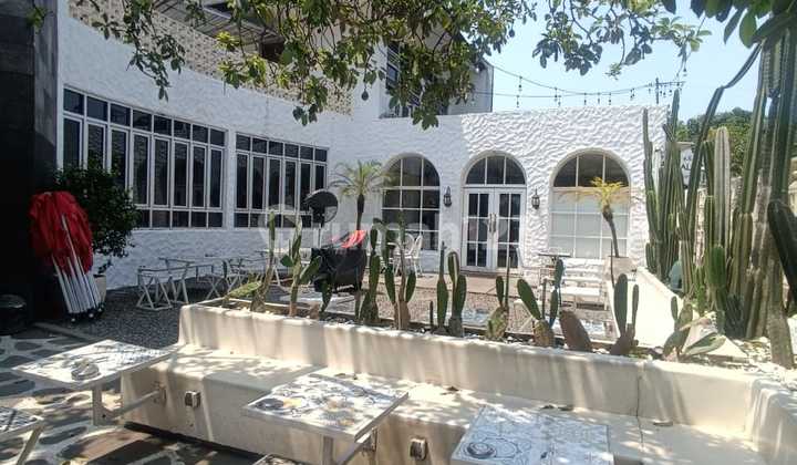 Kebayoran Baru House, South Jakarta, Freehold Certificate